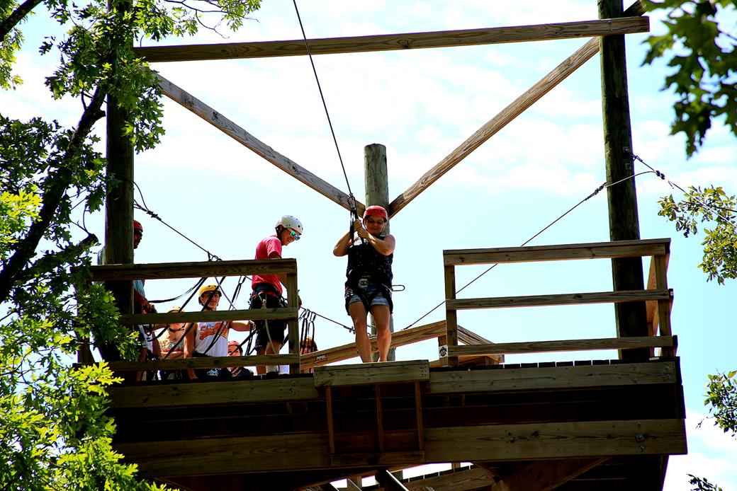 Indian Point Ziplines (Branson, MO) Call 1 (800) 5040115 Branson