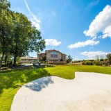 Golf Course & Clubhouse