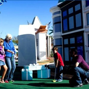 Shoot for the Stars Mini Golf - Branson Travel Office