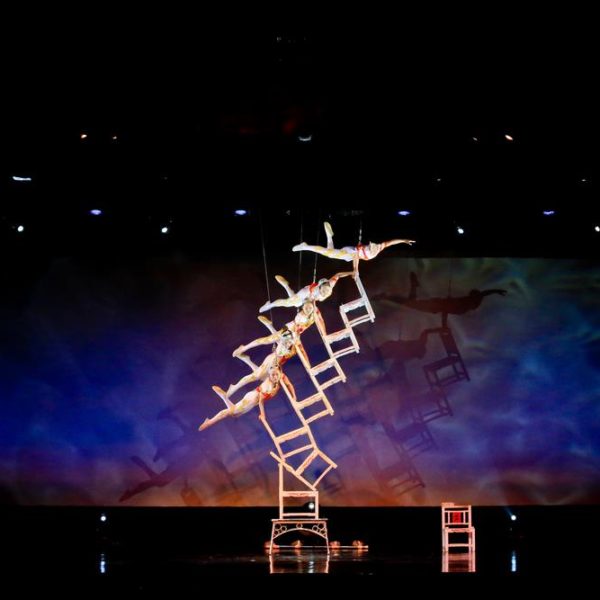 Amazing Acrobats of Shanghai - 2023 Tickets - Branson Travel Office