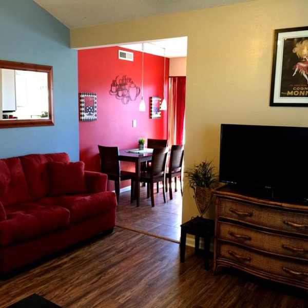 Uptown Retreat 2 Bedroom Condo at Foxpointe Branson Travel Office