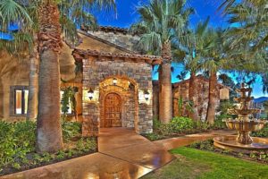 13+ Incredible Mansions & Vacation Rentals (under $100 per night) - The ...