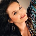 Country Star Crystal Gayle!