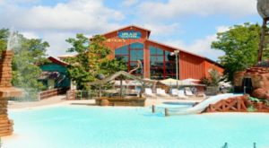 4+ Indoor & Outdoor Water Parks in Branson - Branson Travel Office