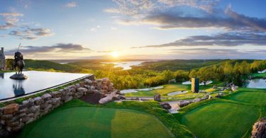 Top of the Rock in Branson, Missouri is one of the world's most incredible golf experiences.