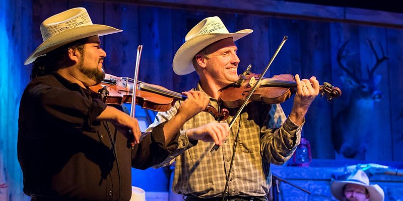 Roundup on the Trail features some of your favorite country and western music performed alongside an incredible Chuckwagon-style cowboy meal!