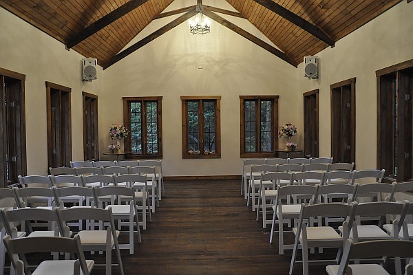 The Homestead at Rosewood offers intimate and personal wedding ceremonies